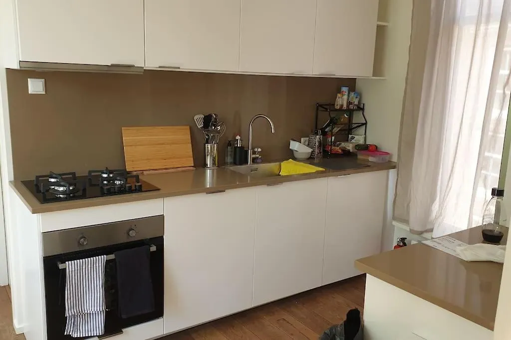 Amsterdam - Bright, Canal-Side, Central, Renovated 1Br Apartment